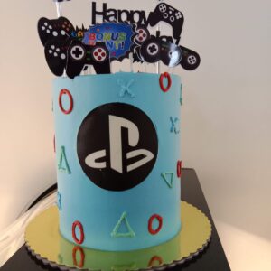 Gaming-themed-cake